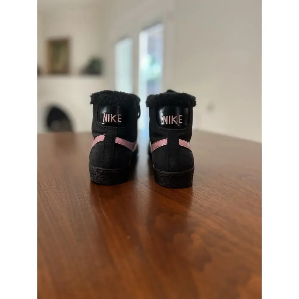 Nike Blazer Mid Boot Black Suede Perfect Pink Faux Fur Winter Girls Size 4.5 Y